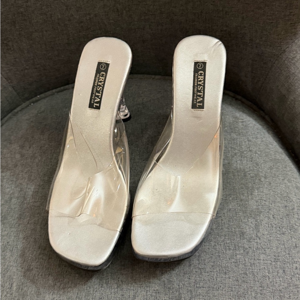 Women's Silver Heels new